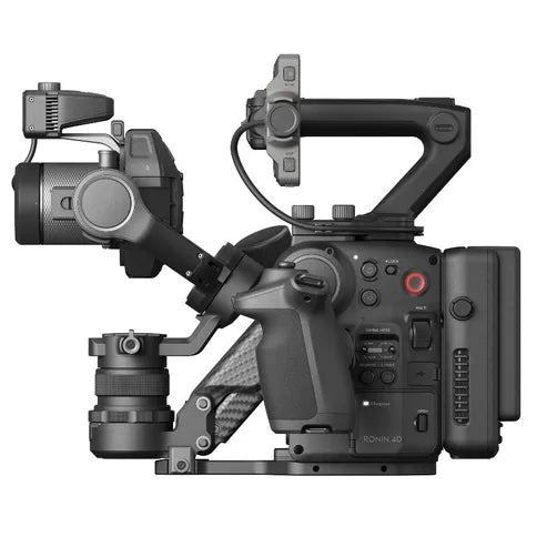Kit DJI Ronin 4D com câmara de cinema de 4 eixos e resolução 6K
