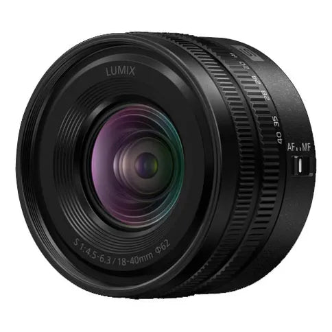 Panasonic LUMIX S5D + 18-40mm F/4.5-6.3